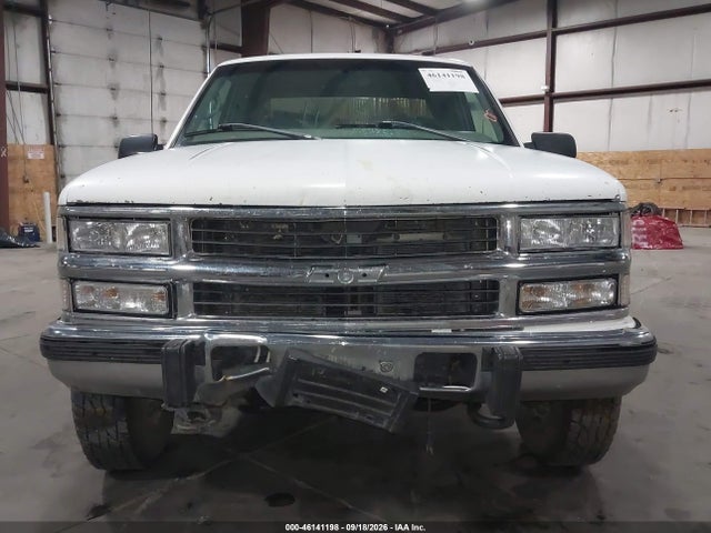 46141198 :رقم المزاد ، 1GCGK29F4WE185094 vin ، 1998 Chevrolet K2500 Fleetside مزاد بيع