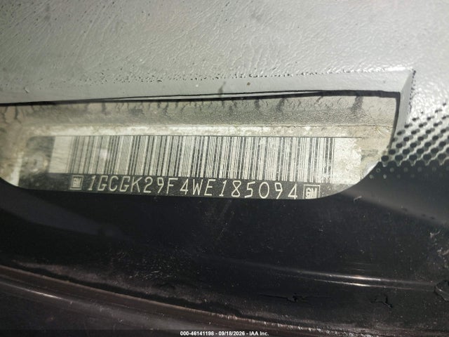 46141198 :رقم المزاد ، 1GCGK29F4WE185094 vin ، 1998 Chevrolet K2500 Fleetside مزاد بيع