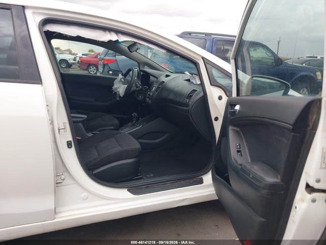 Aukcja sprzedaży 2016 Kia Forte Lx, vin: KNAFK4A60G5517338, numer aukcji: 46141218
