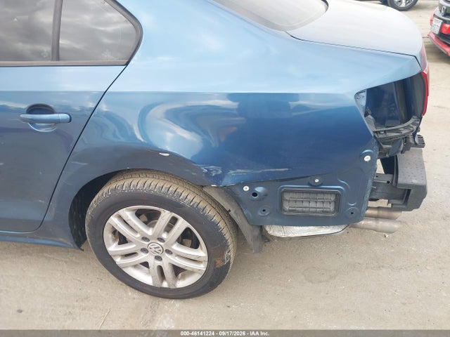 2018 Volkswagen Jetta 1.4t S მანქანა იყიდება აუქციონზე, vin: 3VW2B7AJ3JM251805, აუქციონის ნომერი: 46141224