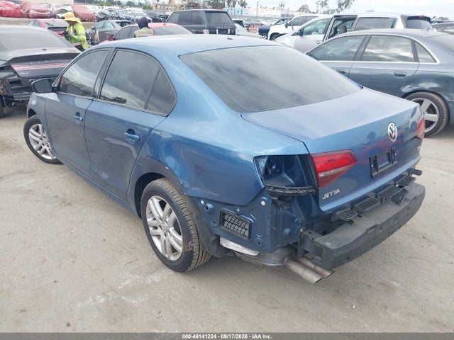 2018 Volkswagen Jetta 1.4t S მანქანა იყიდება აუქციონზე, vin: 3VW2B7AJ3JM251805, აუქციონის ნომერი: 46141224