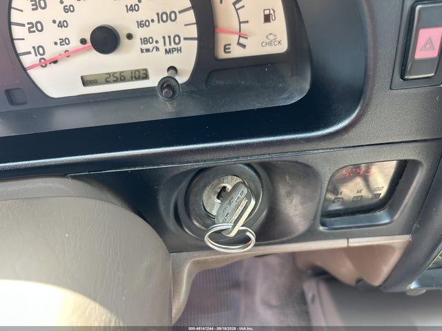 46141244 :رقم المزاد ، 5TEGN92N64Z446933 vin ، 2004 Toyota Tacoma Prerunner V6 مزاد بيع