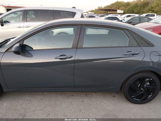KMHLM4DG2TU279945 Hyundai Elantra Sel Sport