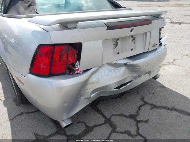 46141311 :رقم المزاد ، 1FAFP44433F379724 vin ، 2003 Ford Mustang مزاد بيع