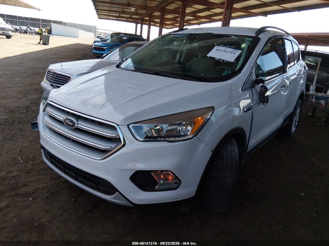 Ford ESCAPE SE 2018 1FMCU0GD8JUB74057 Image 2