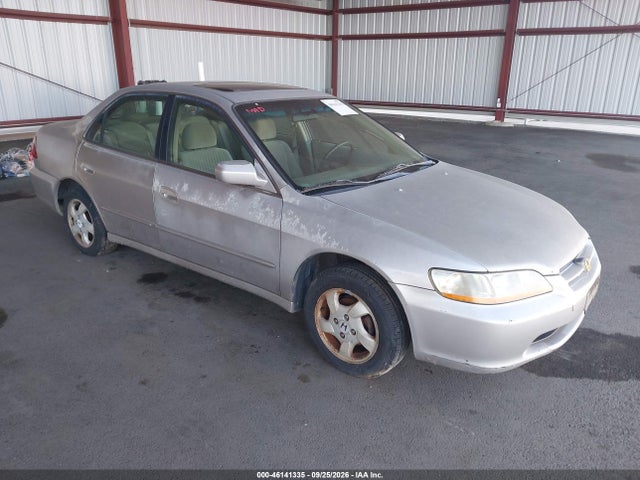 Продаж на аукціоні авто 1998 Honda Accord Ex, vin: 1HGCG5554WA239338, номер лоту: 46141335