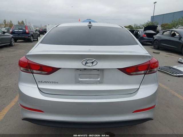 2017 Hyundai Elantra Se მანქანა იყიდება აუქციონზე, vin: 5NPD84LF8HH012574, აუქციონის ნომერი: 46141372