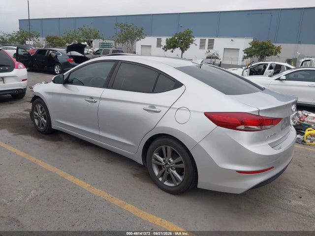 2017 Hyundai Elantra Se მანქანა იყიდება აუქციონზე, vin: 5NPD84LF8HH012574, აუქციონის ნომერი: 46141372