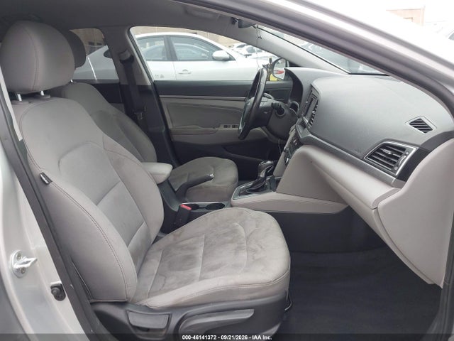 2017 Hyundai Elantra Se მანქანა იყიდება აუქციონზე, vin: 5NPD84LF8HH012574, აუქციონის ნომერი: 46141372