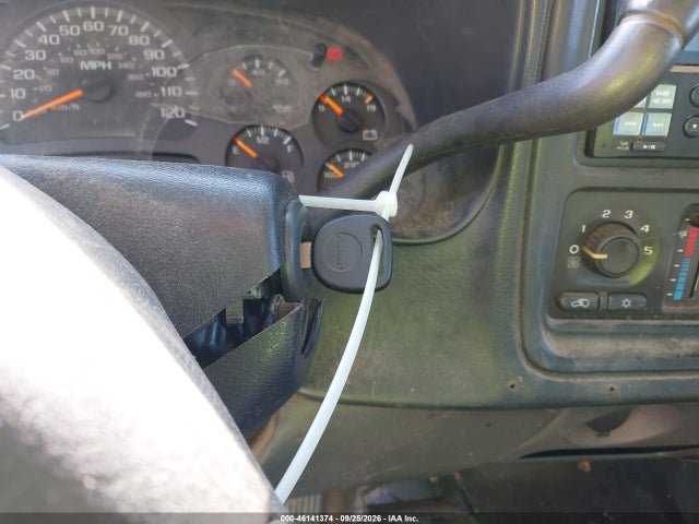 2003 Chevrolet Silverado 1500 მანქანა იყიდება აუქციონზე, vin: 1GCEC14V23Z252163, აუქციონის ნომერი: 46141374