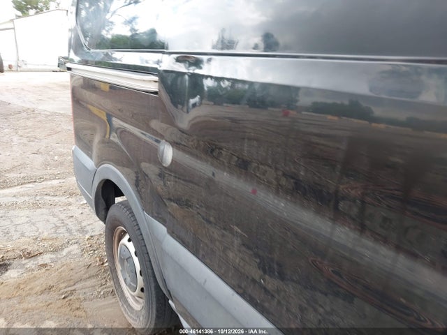 1FTYE1YM3KKA70875 Ford Transit-150