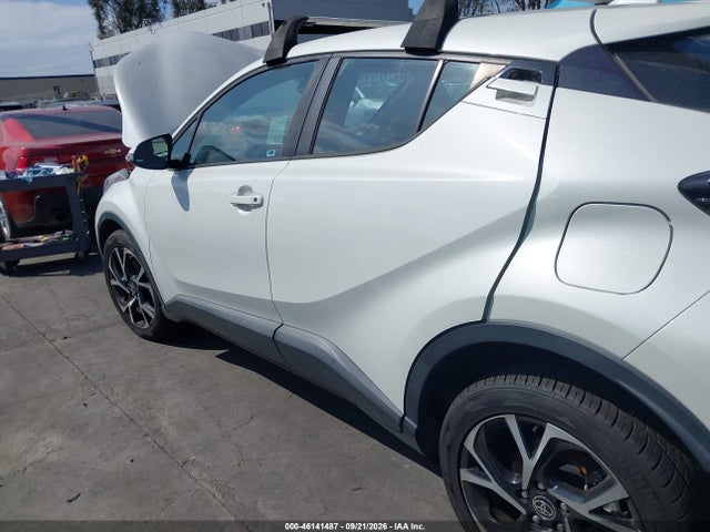NMTKHMBX0MR132194 Toyota C-HR XLE