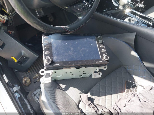 NMTKHMBX0MR132194 Toyota C-HR XLE