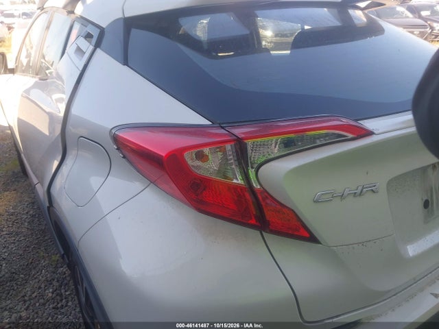 NMTKHMBX0MR132194 Toyota C-HR XLE