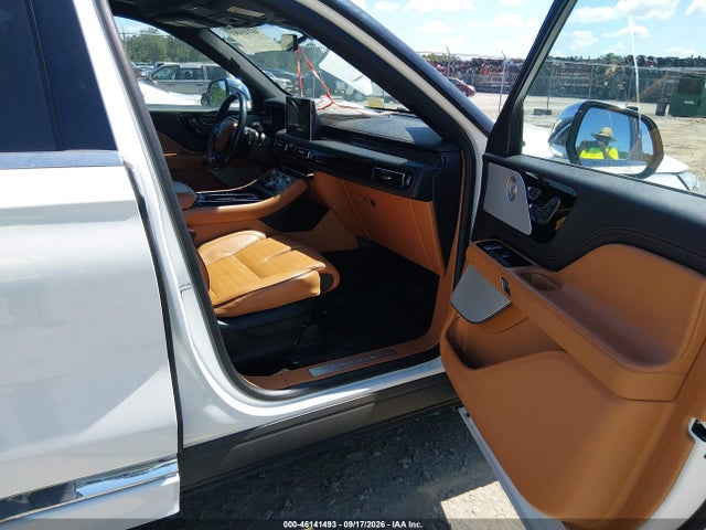 Lincoln Aviator Black Label 2021 5LM5J9XC7MGL10661 Image 5