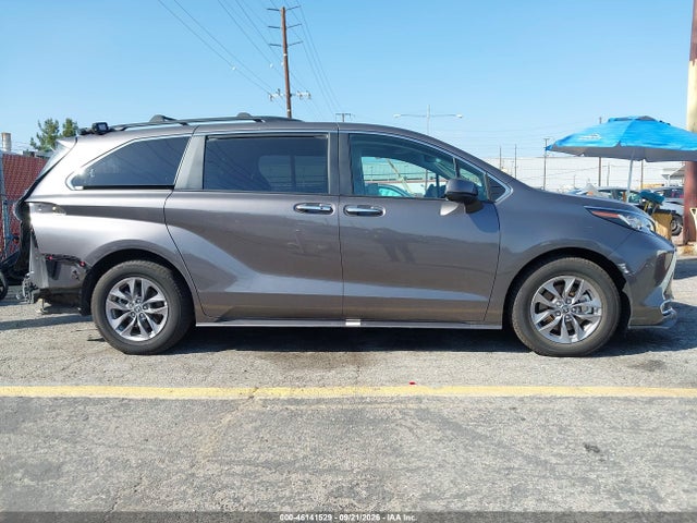 Продажа на аукционе авто 2022 Toyota Sienna Xle, vin: 5TDYRKEC7NS131485, номер лота: 46141529