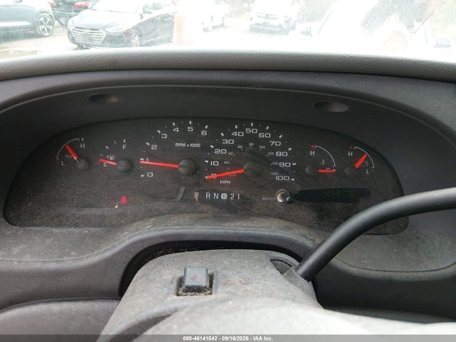 2006 Ford E-350 Super Duty Chateau/xl/xlt მანქანა იყიდება აუქციონზე, vin: 1FBNE31L36HB41578, აუქციონის ნომერი: 46141542