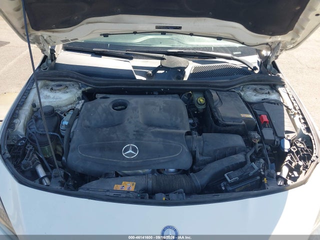 2015 Mercedes-benz Cla 250 მანქანა იყიდება აუქციონზე, vin: WDDSJ4EBXFN171993, აუქციონის ნომერი: 46141600