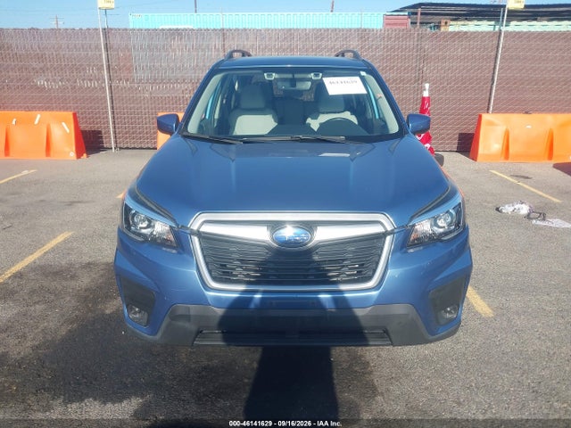 2020 Subaru Forester Premium მანქანა იყიდება აუქციონზე, vin: JF2SKAJC4LH500090, აუქციონის ნომერი: 46141629