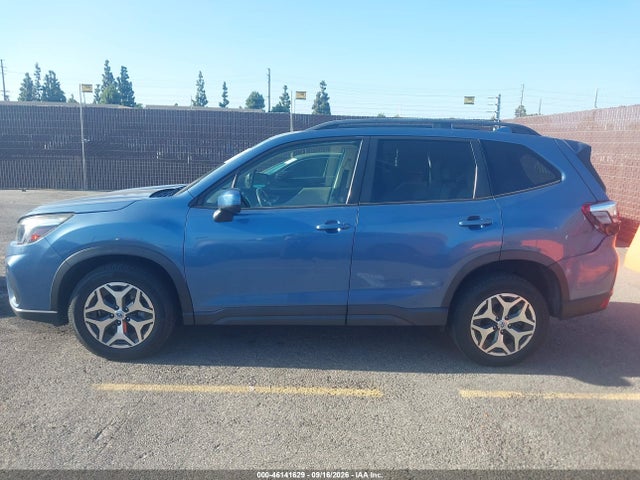 2020 Subaru Forester Premium მანქანა იყიდება აუქციონზე, vin: JF2SKAJC4LH500090, აუქციონის ნომერი: 46141629