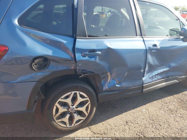 2020 Subaru Forester Premium მანქანა იყიდება აუქციონზე, vin: JF2SKAJC4LH500090, აუქციონის ნომერი: 46141629
