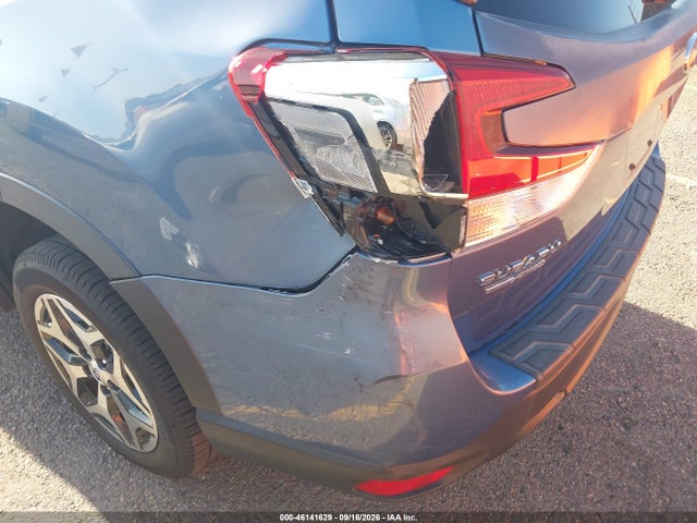 2020 Subaru Forester Premium მანქანა იყიდება აუქციონზე, vin: JF2SKAJC4LH500090, აუქციონის ნომერი: 46141629