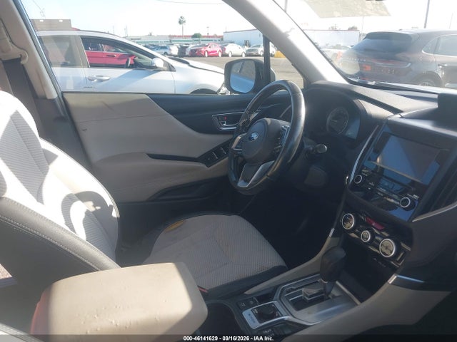 2020 Subaru Forester Premium მანქანა იყიდება აუქციონზე, vin: JF2SKAJC4LH500090, აუქციონის ნომერი: 46141629