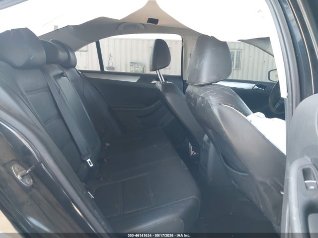 46141634 :رقم المزاد ، 3VWD17AJ8EM336706 vin ، 2014 Volkswagen Jetta 1.8t Se مزاد بيع
