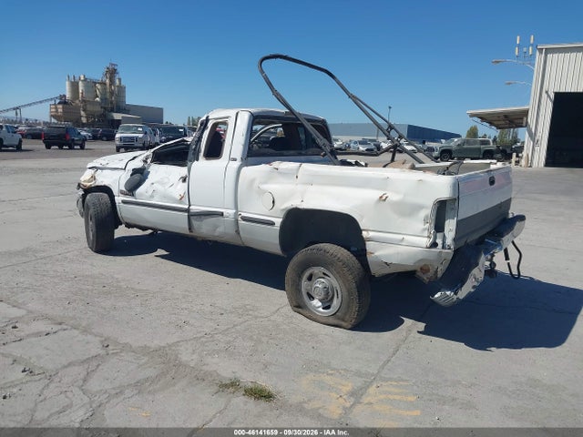 46141659 :رقم المزاد ، 1B7KF2363XJ552146 vin ، 1999 Dodge Ram 2500 St مزاد بيع