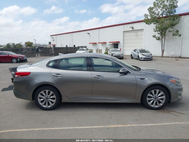 Продаж на аукціоні авто 2016 Kia Optima Ex, vin: 5XXGU4L30GG045092, номер лоту: 46141673