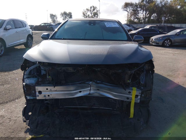 4T1B61HK2KU783185 Toyota CAMRY XSE