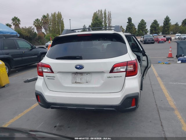 Subaru Outback 2.5i Limited 2018 4S4BSANC1J3350390 Image 17