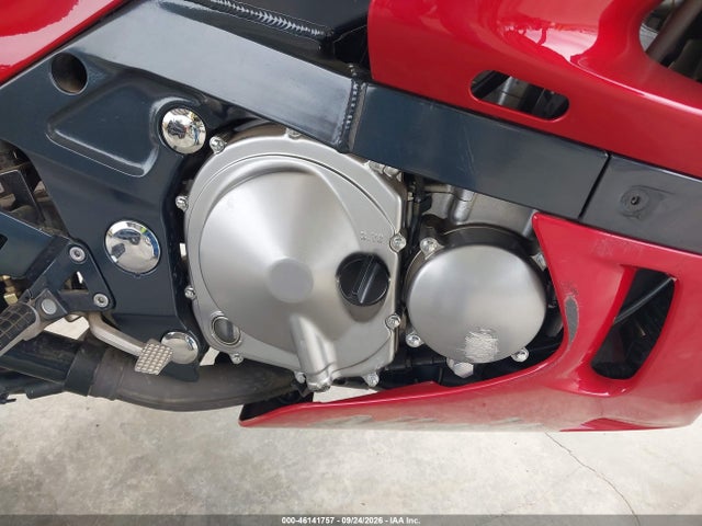 46141757 :رقم المزاد ، JKAZX4E152B519008 vin ، 2002 Kawasaki Zx600 E مزاد بيع