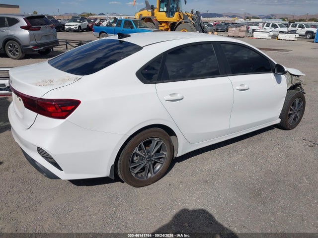 KIA Forte Lxs 2024 3KPF24ADXRE823018 Image 4