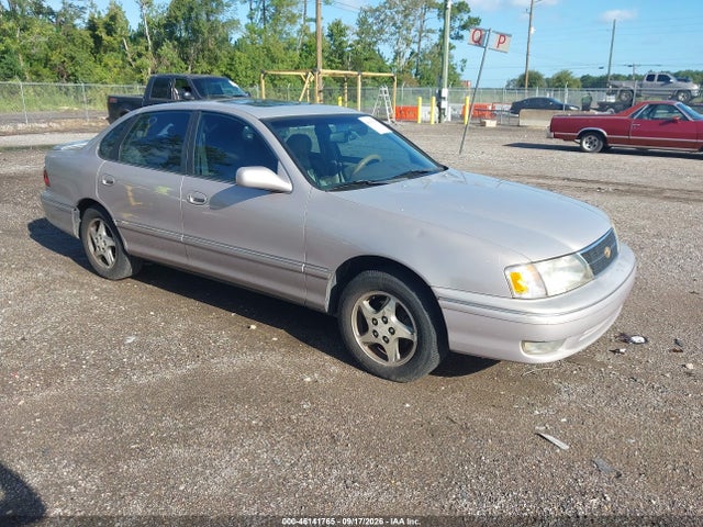 46141765 :رقم المزاد ، 4T1BF18B1XU347676 vin ، 1999 Toyota Avalon Xls مزاد بيع
