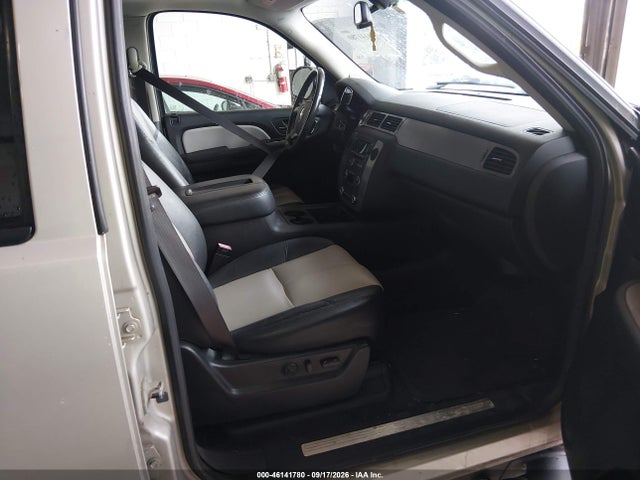 Aukcja sprzedaży 2008 Chevrolet Suburban 1500 Lt, vin: 3GNFK16318G141234, numer aukcji: 46141780