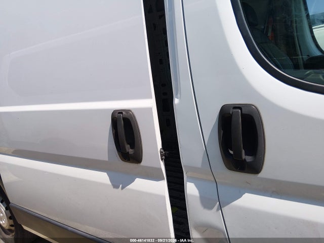 46141832 :رقم المزاد ، 3C6TRVBG4KE516714 vin ، 2019 Ram Promaster 1500 High Roof 136 Wb مزاد بيع