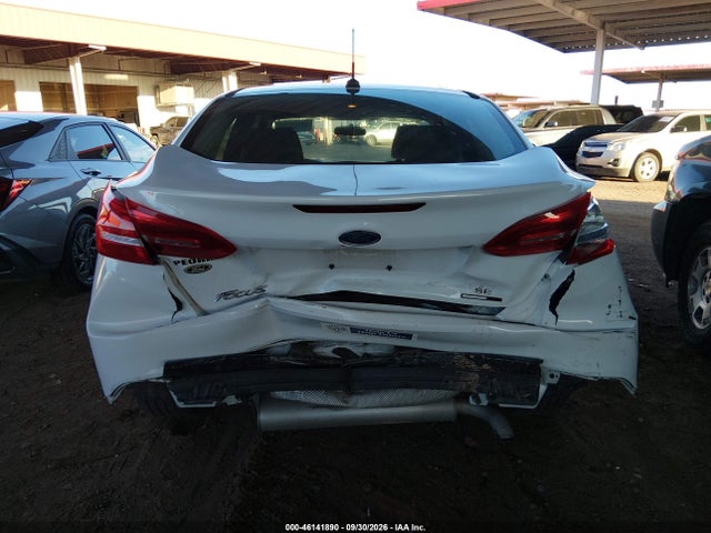 Ford FOCUS SE 2015 1FADP3F21FL232207 Image 16