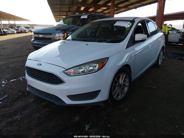 Ford FOCUS SE 2015 1FADP3F21FL232207 Image 2