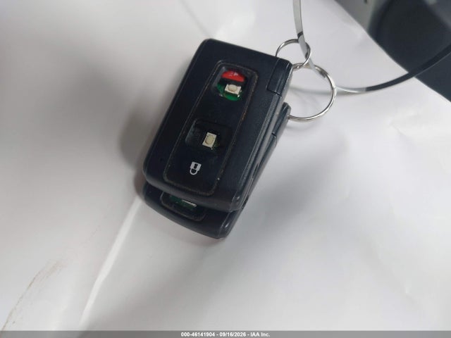 2005 Toyota Prius მანქანა იყიდება აუქციონზე, vin: JTDKB20U653062851, აუქციონის ნომერი: 46141904
