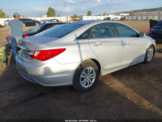 2011 Hyundai Sonata Gls მანქანა იყიდება აუქციონზე, vin: 5NPEB4ACXBH088013, აუქციონის ნომერი: 46141930