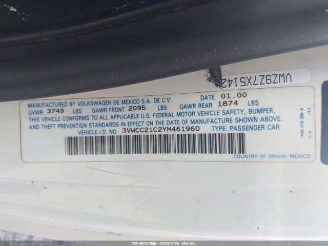 46141958 :رقم المزاد ، 3VWCC21C2YM461960 vin ، 2000 Volkswagen New Beetle Gls مزاد بيع