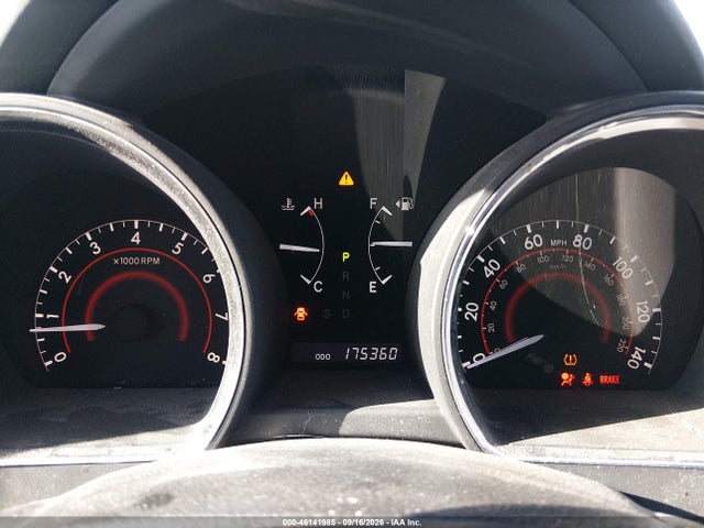 2011 Toyota Highlander Base V6 მანქანა იყიდება აუქციონზე, vin: 5TDZK3EH3BS048657, აუქციონის ნომერი: 46141985