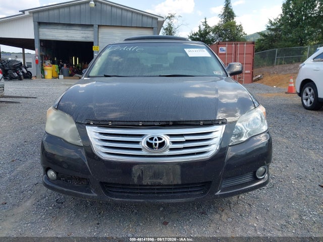 46141990 :رقم المزاد ، 4T1BK3DB0AU354591 vin ، 2010 Toyota Avalon Limited مزاد بيع