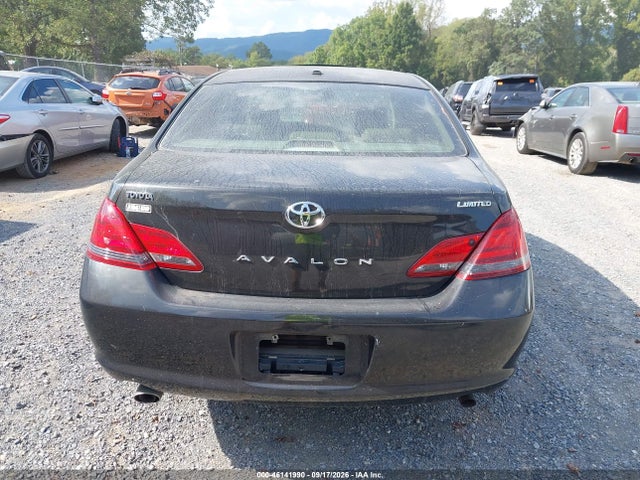 46141990 :رقم المزاد ، 4T1BK3DB0AU354591 vin ، 2010 Toyota Avalon Limited مزاد بيع