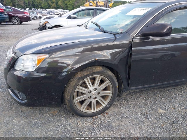 46141990 :رقم المزاد ، 4T1BK3DB0AU354591 vin ، 2010 Toyota Avalon Limited مزاد بيع
