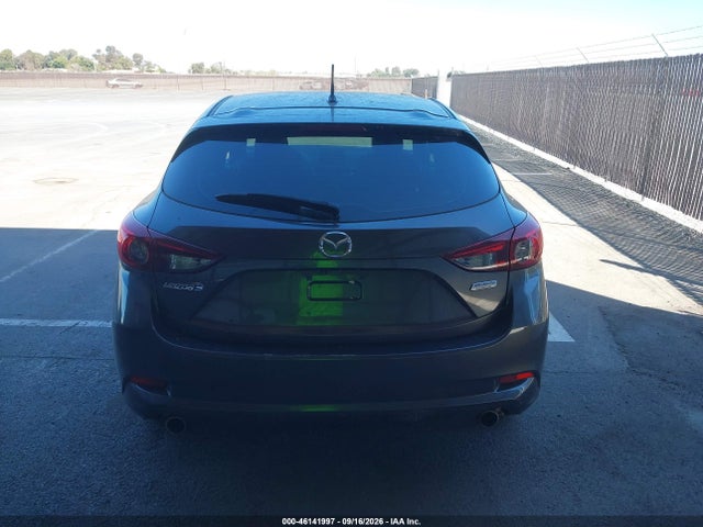 3MZBN1K70HM104603 Mazda Mazda3 Sport