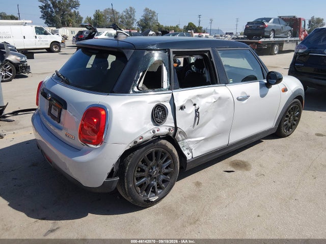 Mini Hardtop Cooper 2017 WMWXU1C35H2F77623 Image 4