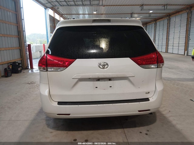2012 Toyota Sienna Le V6 8 Passenger მანქანა იყიდება აუქციონზე, vin: 5TDKK3DC1CS258263, აუქციონის ნომერი: 46142083