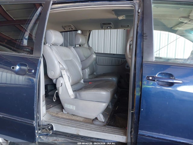 Продажа на аукционе авто 2005 Toyota Sienna Xle, vin: 5TDBA22C35S031353, номер лота: 46142128